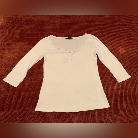 Style & Co. Tops - White Heart Neckline 3/4 Sleeve Shirt